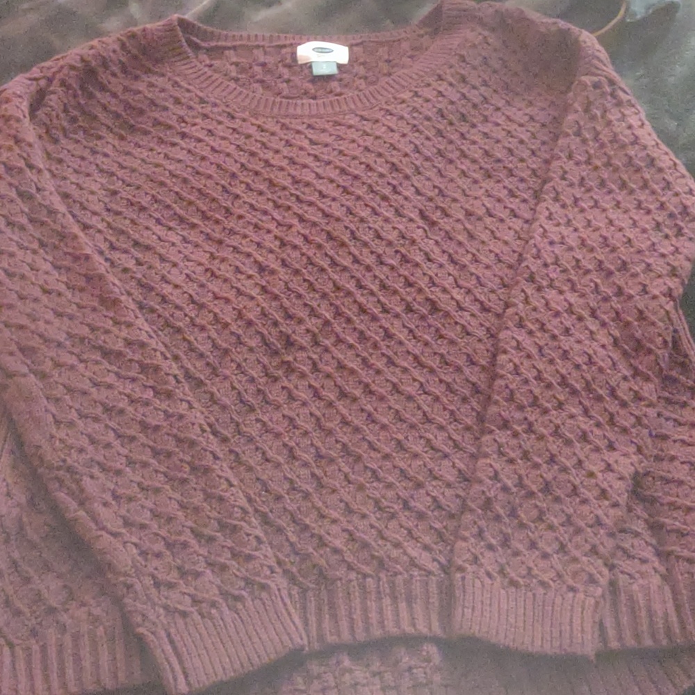 Old Navy sweater